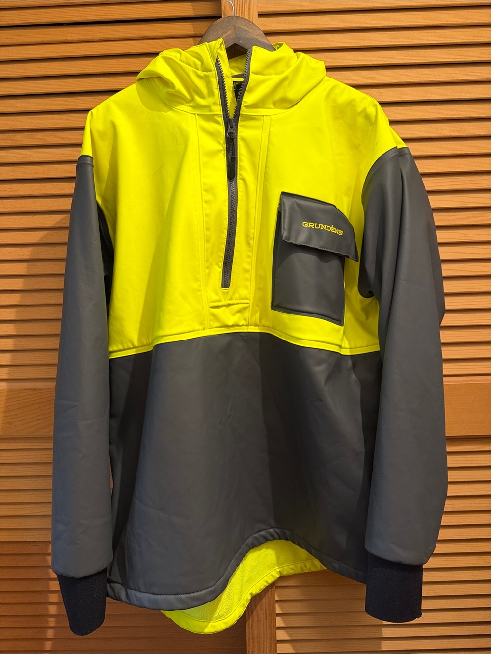 Grundéns Weather Watch Hooded Rain Jacket Hi-Vis Yellow Gray XL Fishing